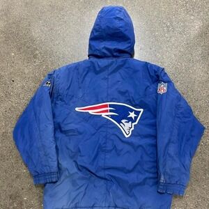 90s Apex One New England Patriots Pro Line Full Zip Puffer Jacket (Size L)